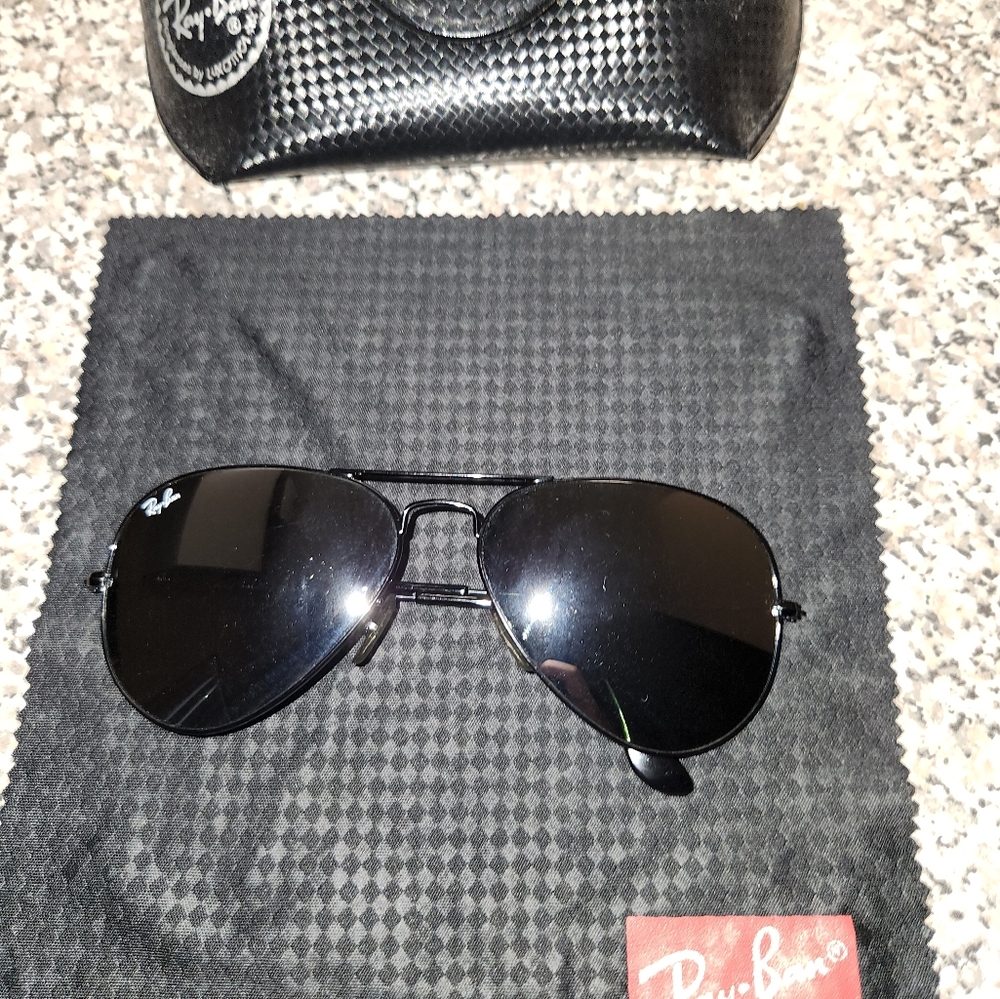 Ray-Ban